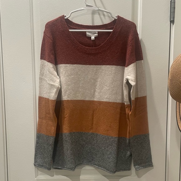 NEW…Pinque Rust Stone Combo Crewneck Sweater - Picture 2 of 4